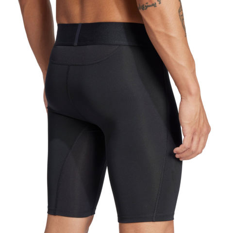 Podspodenki męskie Adidas Techfit Tight JP1477 czarne Podspodenki męskie Adidas Techfit Tight JP1477 czarne